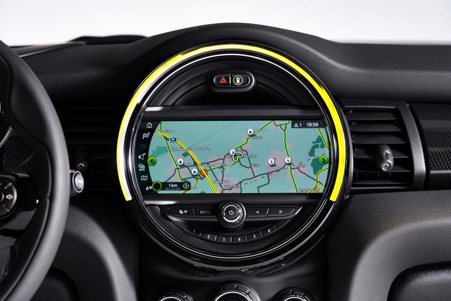 Панель приборов Mini Cooper SE (F56) 2019 года  (WW) (фото 89 из 132)